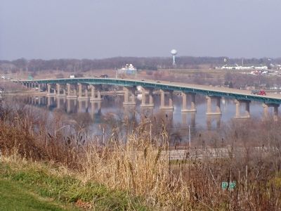 Interstate 80, Blue Star Highway crossing the Mississippi River Into Iowa image. Click for full size.