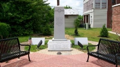Littlestown War Memorial image. Click for full size.