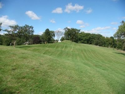Aztalan Mounds image. Click for full size.