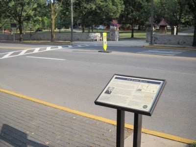 The Forbes Road Marker image. Click for full size.