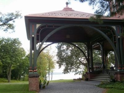View of the Hudson River through the porte-cochθre. Click for full size. View of the Hudson River through the porte-cochθre image. Click for full size.