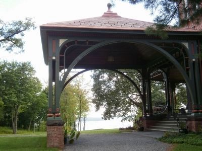 View of the Hudson River through the porte-cochère image. Click for full size.