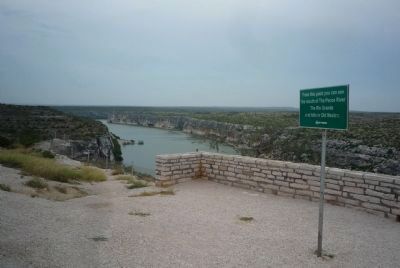 "From this point you can see the mouth of the Pecos River, the Rio Grande and hills in Old Mexico" image. Click for full size.
