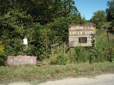 Burnett's Creek Arch Markers image. Click for full size.