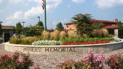 The Miners' Memorial at Immigrant Park image. Click for full size.