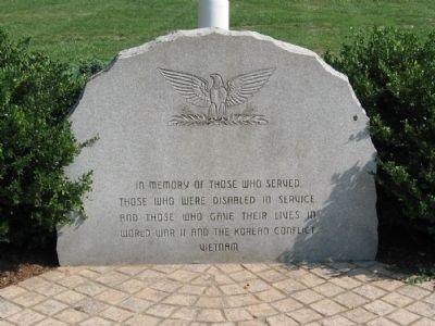 Branford Veterans Memorial image. Click for full size.