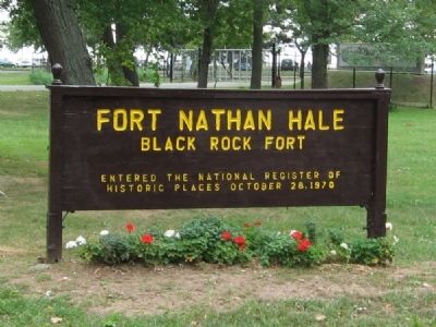 Fort Nathan Hale Marker. Click for full size. Fort Nathan Hale Marker image. Click for full size.