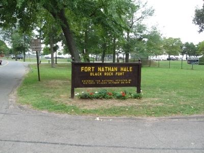 Fort Nathan Hale Marker. Click for full size. Fort Nathan Hale Marker image. Click for full size.