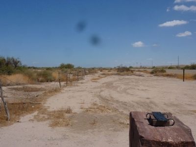 Looking North from the Hualapai Ancestors Marker image. Click for full size.
