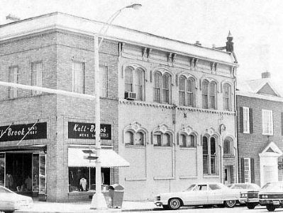 National Bank of Anderson<br>102 East Benson Street image. Click for full size.