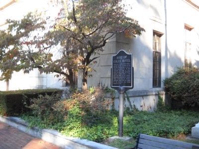Site of Coles Hotel Marker image. Click for full size.