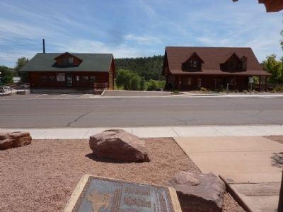 Looking South from the Camp Verde to Payson Historic Mail Trail Marker. Click for full size. Looking South from the Camp Verde to Payson Historic Mail Trail Marker image. Click for full size.