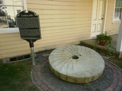 Cranberry Mills Marker and gristmill stone image. Click for full size.