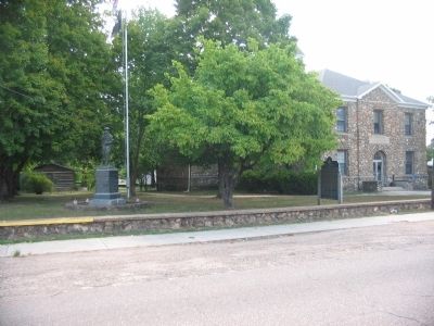 County World War I Memorial, Marker, and Courthouse. Click for full size. County World War I Memorial, Marker, and Courthouse image. Click for full size.