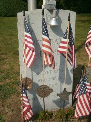 Veterans Drive Marker image. Click for full size.
