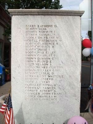 East Side - - World War I Veterans Memorial Marker image. Click for full size.