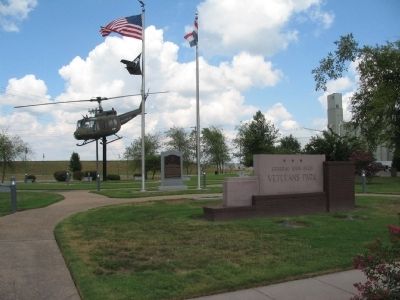 General John M. Riggs Veterans Park image. Click for full size.