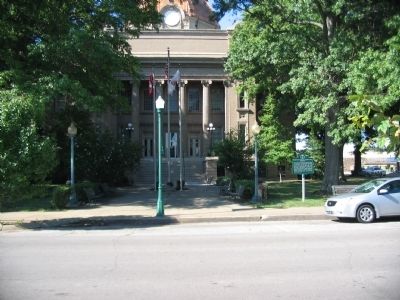 South Entrance to Courthouse and Marker image. Click for full size.