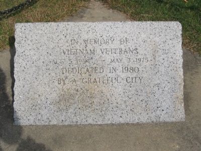 Gloucester Korean – Vietnam Veterans Monument image. Click for full size.