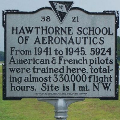 Hawthorne School of Aeronautics Marker image. Click for full size.