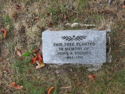 Memorial Tree Marker image. Click for full size.