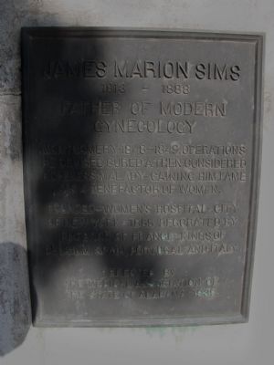 Dr. J. Marion Sims statue image. Click for full size.