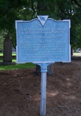 The Original 1962 marker<i> replaced</i> - the "South Carolina Canal And Rail Road Company" image. Click for full size.