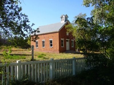 Shumway Schoolhouse image. Click for full size.