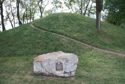 Shrum Indian Mound Marker image. Click for full size.