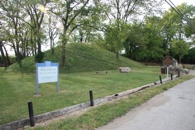 Shrum Indian Mound Marker image. Click for full size.