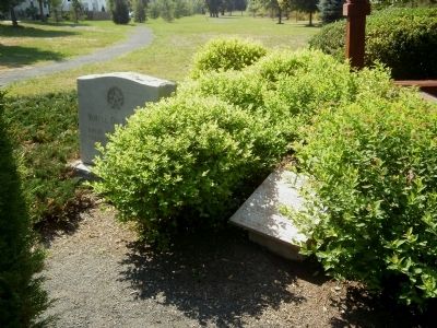Burial site of "Elsie" Marker on the right. You'll Do Lobelia Marker is on the left. image. Click for full size.
