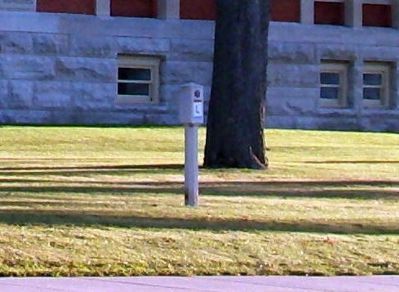 "Lincoln Highway Marker" image. Click for full size.