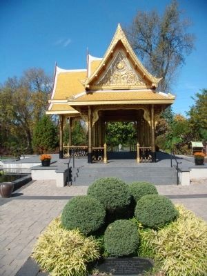 Olbrich's Thai Pavilion image. Click for full size.