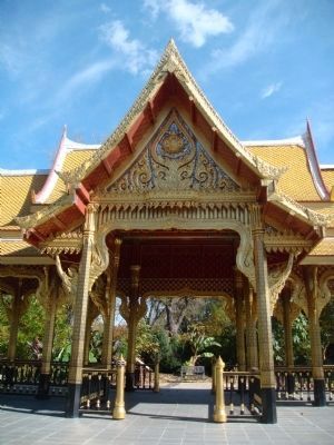 Olbrich's Thai Pavilion image. Click for full size.