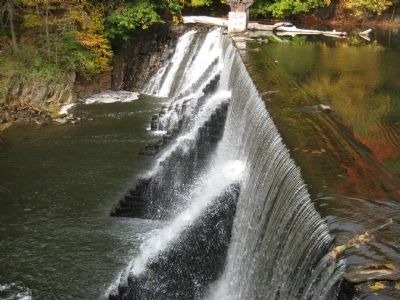 Butress Dam and Taylor Falls image. Click for full size.