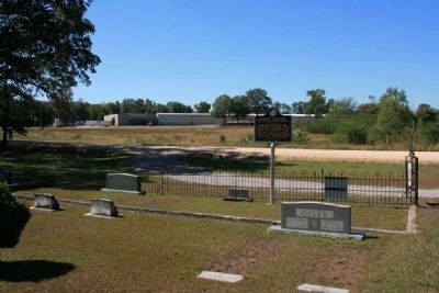Nabors Cemetery Marker U.S. Highway 31 in the Distance. image. Click for full size.