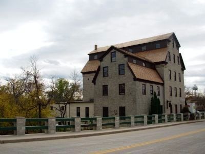 Cedarburg Mill. Click for full size. Cedarburg Mill image. Click for full size.