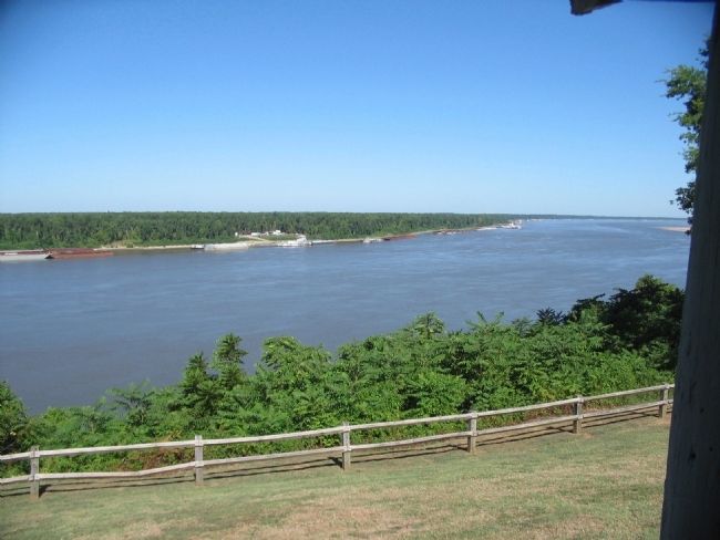 Mississippi River. Click for full size. Mississippi River image. Click for full size.