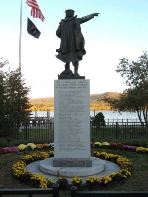Christopher Columbus Monument image. Click for full size.