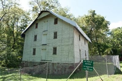 One of the Outbuildings Described on the Marker image. Click for full size.