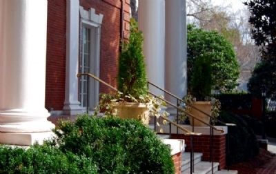 807 East Washington Street (1904)<br>The Poinsett Club Front Portico. Click for full size. 807 East Washington Street (1904)<br>The Poinsett Club Front Portico image. Click for full size.