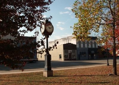 Looking South - - Courthouse Clock image. Click for full size.