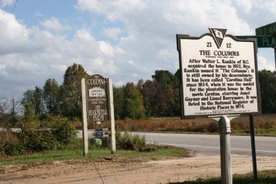 Sign Near Marker Location image. Click for full size.
