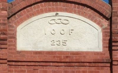 Odd Fellows Frontispiece on Building image. Click for full size.