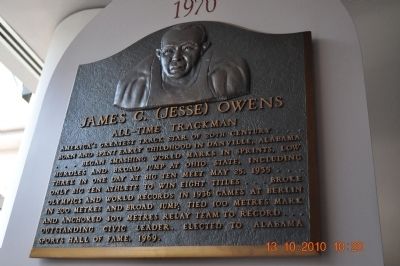 James Cleveland "Jesse" Owens Plaque image. Click for full size.