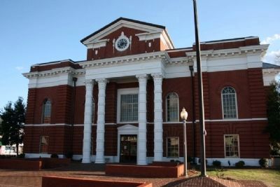 Talladega Courthouse image. Click for full size.