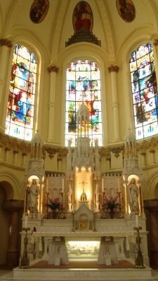 Sacred Heart Church (Interior) image. Click for full size.