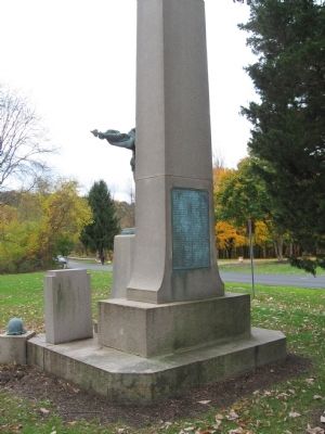 Brewster Soldiers Monument image. Click for full size.