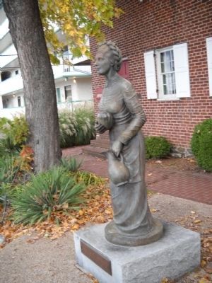 Jennie Wade Statue image. Click for full size.