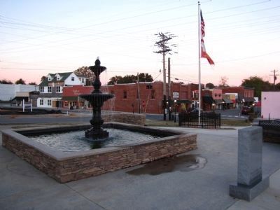Heritage Park & downtown Rogersville image. Click for full size.